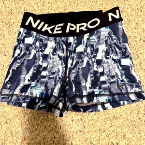 BRAND NEW Women’s Nike Peo  Dri Fit Training Shorts